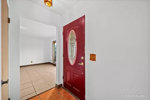 Entry Way - 1218 Oakleaf Ave, Mchenry, IL 60051 photo 1 of 3