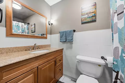 Bath - 20301 Hellenic Dr, Olympia Fields, IL 60461 photo 2 of 2