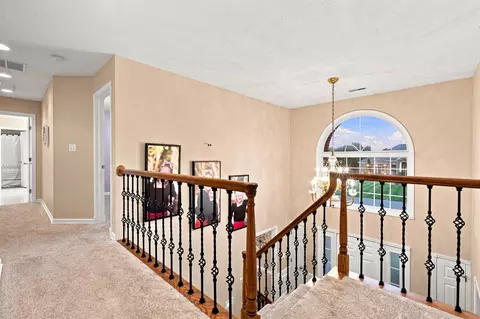 Entry Way - 1521 Broadmoor, Mattoon, IL 61938 photo 4 of 4