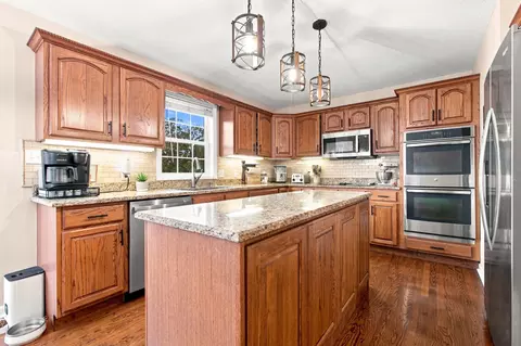 Kitchen - 1521 Broadmoor, Mattoon, IL 61938 photo 1 of 5