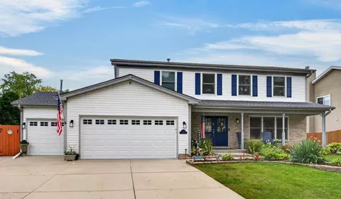 1147 Bennington Dr, Crystal Lake, IL 60014