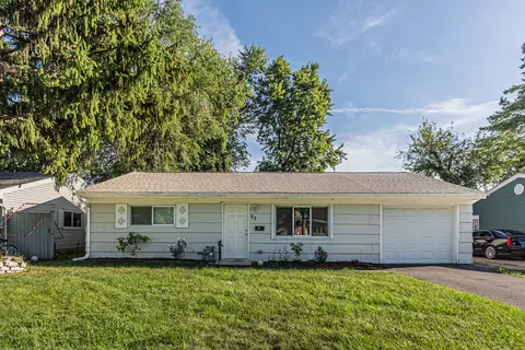 Exterior - 63 W Manchester Dr, Wheeling, IL 60090 photo 6 of 6
