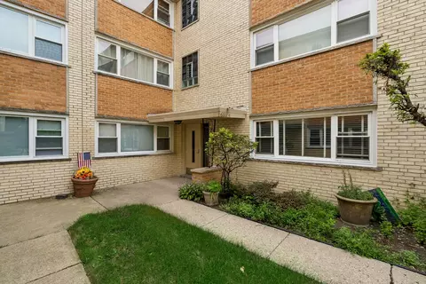 6022 N Avondale Ave #1S, Chicago, IL 60631