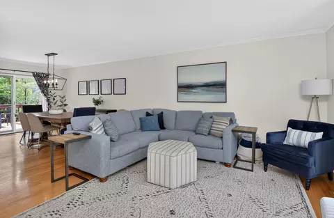 Living - 1905 Cheshire Ln, Wheaton, IL 60189 photo 1 of 2