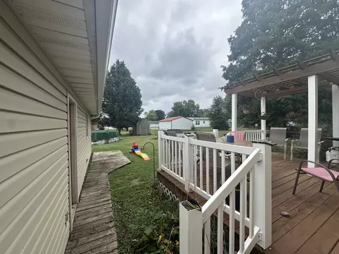 Exterior - 402 E Belleville Ave, Christopher, IL 62822 photo 7 of 7