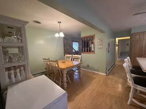 Dining - 402 E Belleville Ave, Christopher, IL 62822 photo 1 of 3