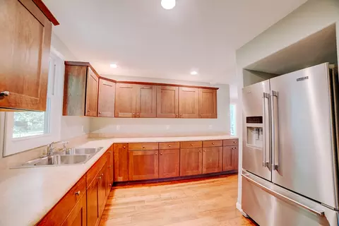 Kitchen - 472 E Cherry St, Watseka, IL 60970 photo 2 of 3