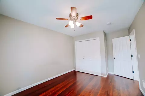 Bedroom - 472 E Cherry St, Watseka, IL 60970 photo 6 of 7