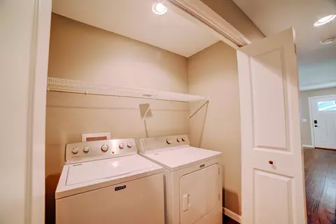 Other - 472 E Cherry St, Watseka, IL 60970 photo 4 of 5