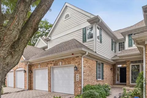 444 Parkview Ct, Clarendon Hills, IL 60514
