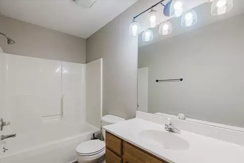 Bath - 603 Wildberry Dr, Normal, IL 61761 photo 2 of 2