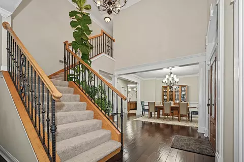 Entry Way - 18 Stonebrook Ct, Bloomington, IL 61704 photo 8 of 14