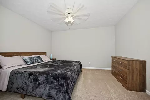 Bedroom - 18 Stonebrook Ct, Bloomington, IL 61704 photo 8 of 10