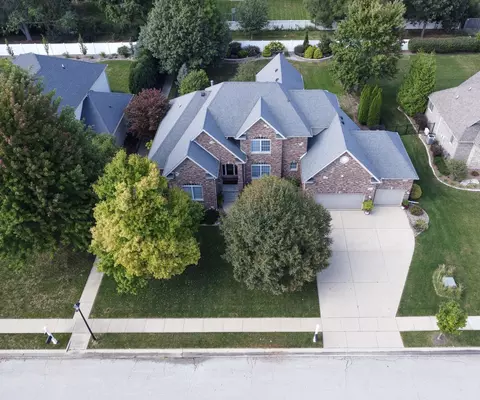 View/Area - 18 Stonebrook Ct, Bloomington, IL 61704 photo 1 of 4
