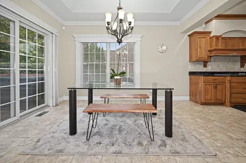 Dining - 18 Stonebrook Ct, Bloomington, IL 61704 photo 9 of 10