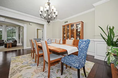 Dining - 18 Stonebrook Ct, Bloomington, IL 61704 photo 2 of 10