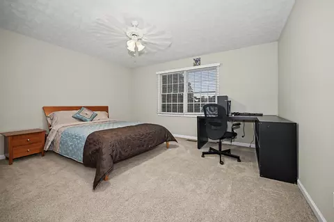 Bedroom - 18 Stonebrook Ct, Bloomington, IL 61704 photo 10 of 10