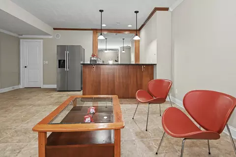 Living - 18 Stonebrook Ct, Bloomington, IL 61704 photo 14 of 14