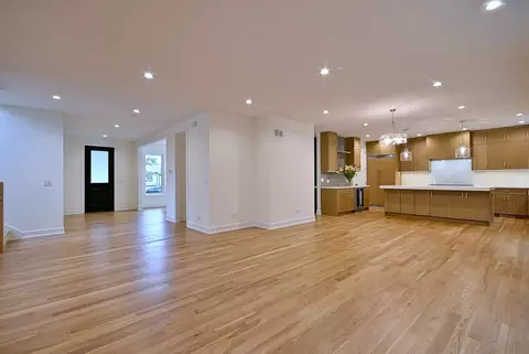 Living - 310 N Nottingham Ave, Glenview, IL 60025 photo 11 of 12