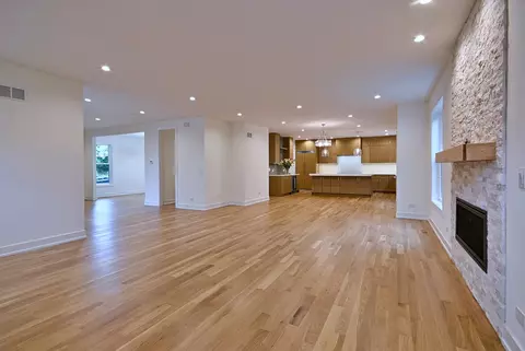 Living - 310 N Nottingham Ave, Glenview, IL 60025 photo 10 of 12