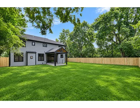 Exterior - 310 N Nottingham Ave, Glenview, IL 60025 photo 3 of 3