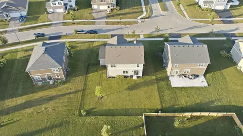 View/Area - 25501 W Cerena Cir, Plainfield, IL 60586 photo 7 of 9