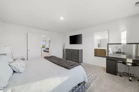 Bedroom - 25501 W Cerena Cir, Plainfield, IL 60586 photo 3 of 6