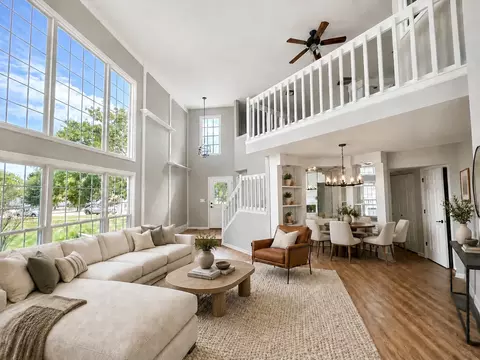 Living - 4806 Turnberry Dr, Hoffman Estates, IL 60010 photo 1 of 7