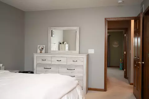 Bedroom - 917 Eddy Rd, Bloomington, IL 61704 photo 6 of 11