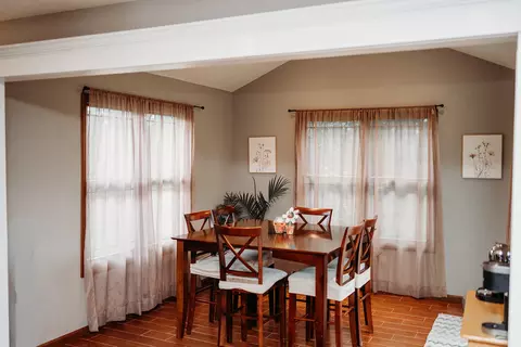 Dining - 917 Eddy Rd, Bloomington, IL 61704 photo 2 of 2