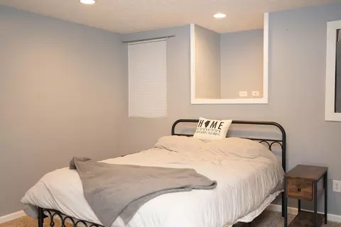 Bedroom - 917 Eddy Rd, Bloomington, IL 61704 photo 10 of 11