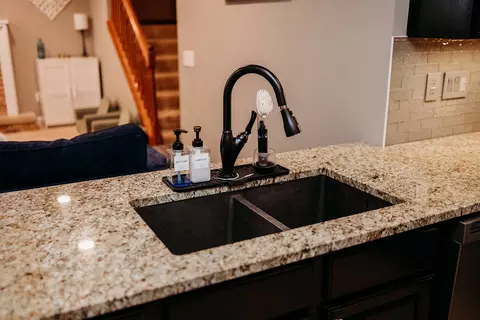 Kitchen - 917 Eddy Rd, Bloomington, IL 61704 photo 3 of 4