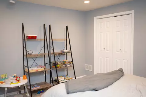 Bedroom - 917 Eddy Rd, Bloomington, IL 61704 photo 11 of 11