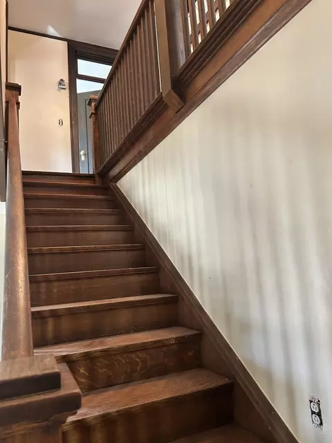 Entry Way - 200 E Dakota St, Spring Valley, IL 61362 photo 2 of 2