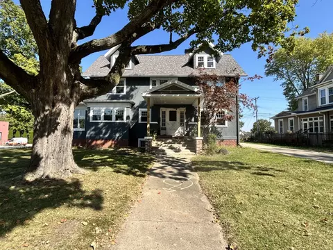 Exterior - 200 E Dakota St, Spring Valley, IL 61362 photo 2 of 6