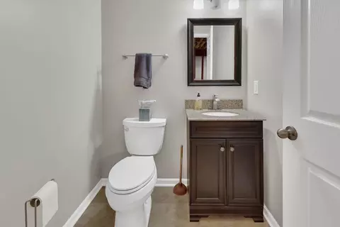 Bath - 16332 Spring Creek Ln, Plainfield, IL 60586 photo 5 of 5