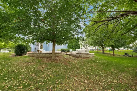 Exterior - 16332 Spring Creek Ln, Plainfield, IL 60586 photo 5 of 6