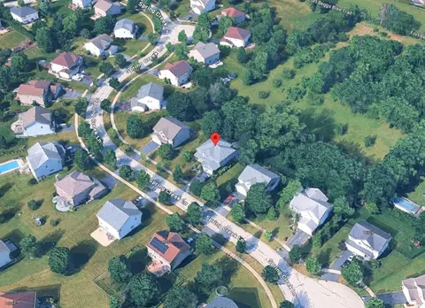 View/Area - 16332 Spring Creek Ln, Plainfield, IL 60586 photo 3 of 14