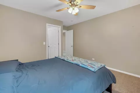 Bedroom - 16332 Spring Creek Ln, Plainfield, IL 60586 photo 6 of 9