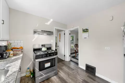 Kitchen - 16962 Page Ave, Hazel Crest, IL 60429 photo 3 of 3