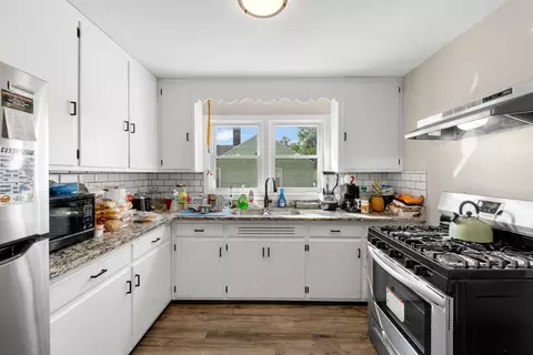 Kitchen - 16962 Page Ave, Hazel Crest, IL 60429 photo 2 of 3
