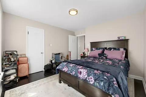 Bedroom - 16962 Page Ave, Hazel Crest, IL 60429 photo 2 of 4