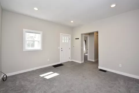 Living - 406 E Willow St, Normal, IL 61761 photo 2 of 4