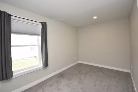 Bedroom - 406 E Willow St, Normal, IL 61761 photo 7 of 11