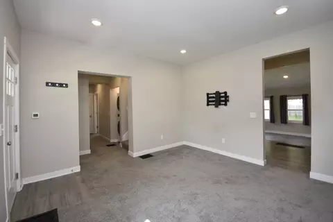 Living - 406 E Willow St, Normal, IL 61761 photo 3 of 4