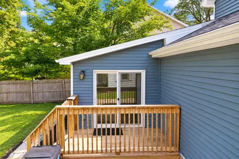 Exterior - 406 E Willow St, Normal, IL 61761 photo 5 of 7