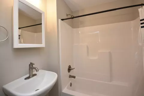 Bath - 406 E Willow St, Normal, IL 61761 photo 1 of 5
