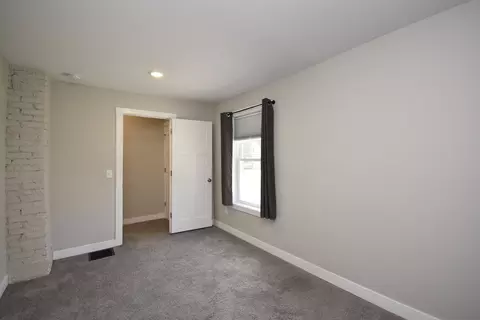 Bedroom - 406 E Willow St, Normal, IL 61761 photo 6 of 11