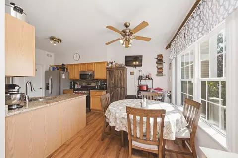 Kitchen - 4160 Oak Tree Ln, Plainfield, IL 60586 photo 2 of 3