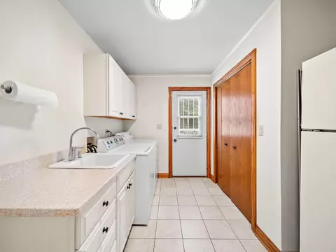 Other - 2334 Phillips Dr, Glenview, IL 60026 photo 3 of 8